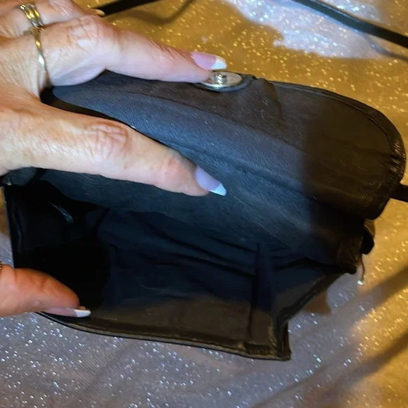 Fossil VINTAGE black leather crossbody - Picture 9 of 16